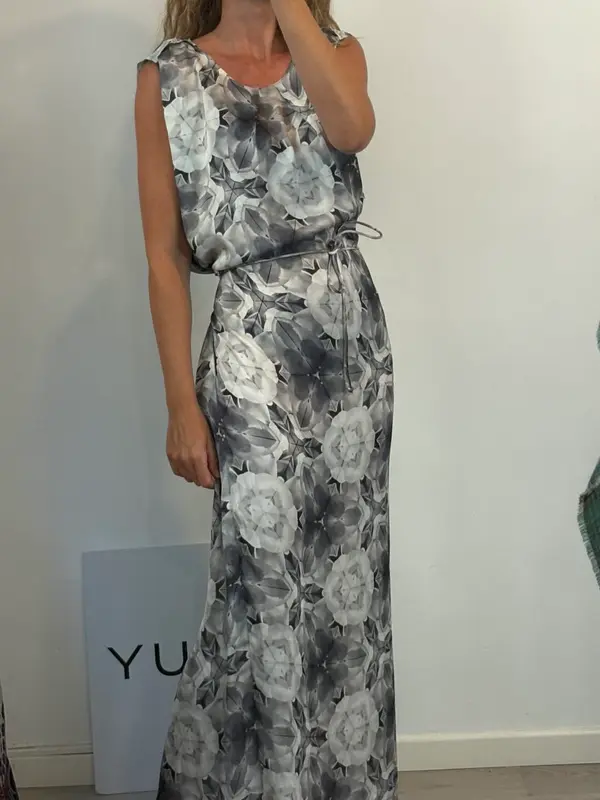 ACNE Studio . Vestido largo grises fluido