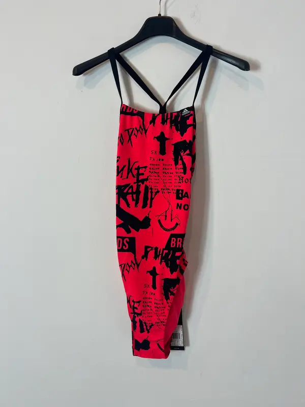 ADIDAS. Bañador deportivo estampado. T 38
