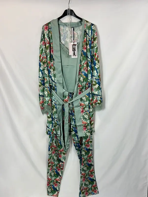 ADMAS GARDEN. Conjunto pijama estampado 3 piezas. T M/L