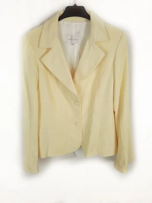 ALBA CONDE. blazer amarillo palo texura T.38