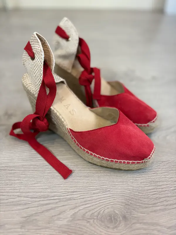 ALHAMAS. Cuñas rojas piel T 39