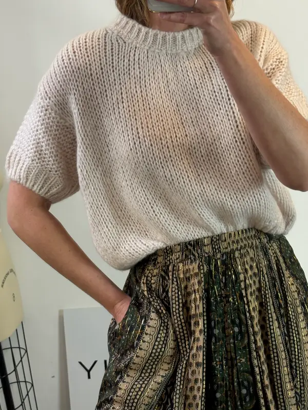 AMEÉ. Top beige mohair