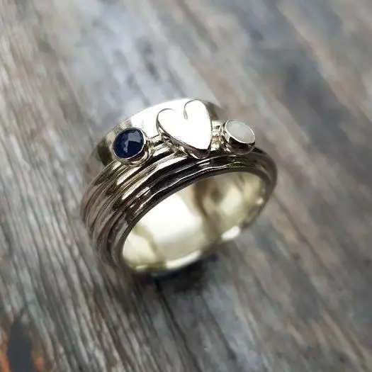 Anillo Corazón de Plata™ – Destellos Románticos