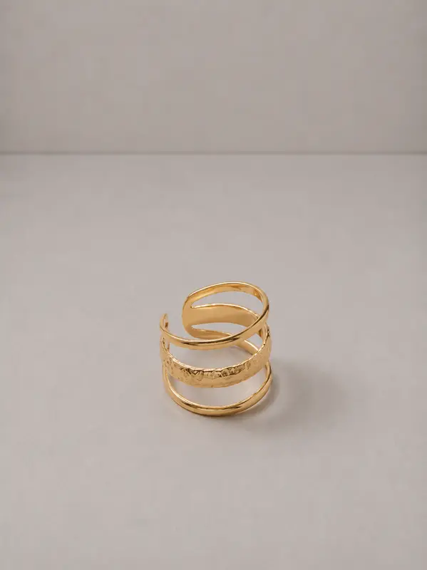 Anillo de Tres Láminas Ajustable