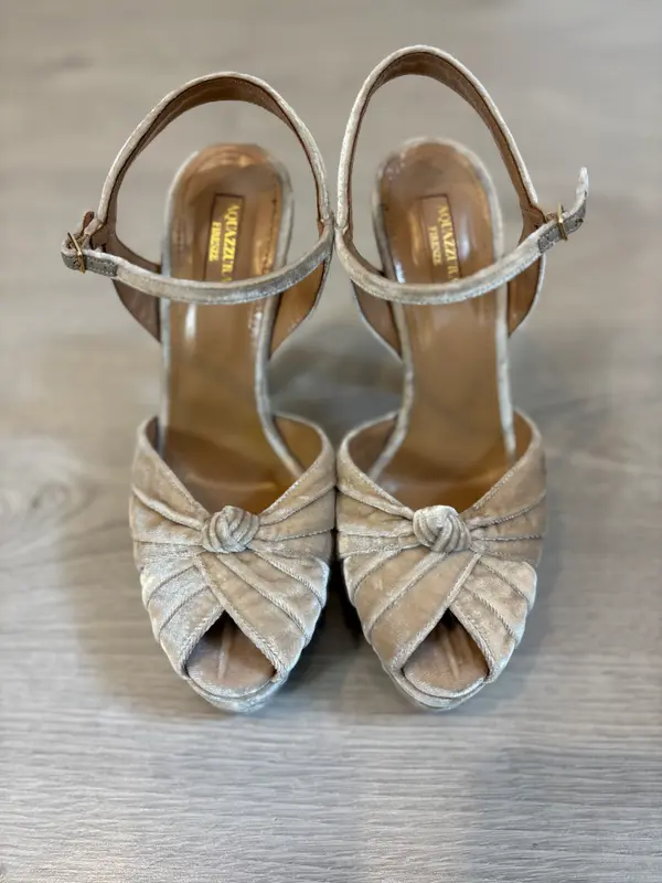 AQUAZZURA. Sandalia terciopelo cruzada. T 40