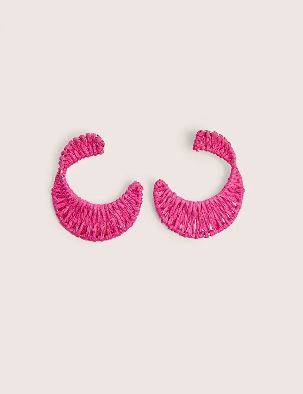 Aros rosados trenzados