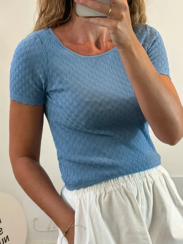 ARTLOVE. Top punto elástico azul claro