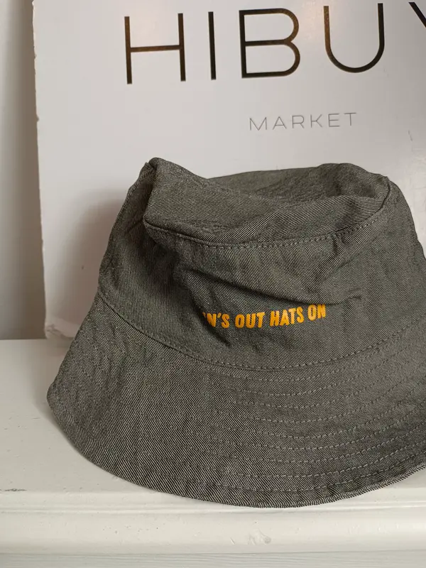 ARTWORK. Bucket gris jaspeado