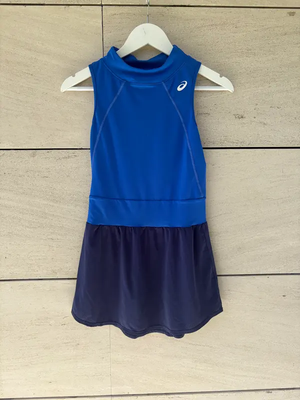 ASICS. Vestido tenis azul. T S