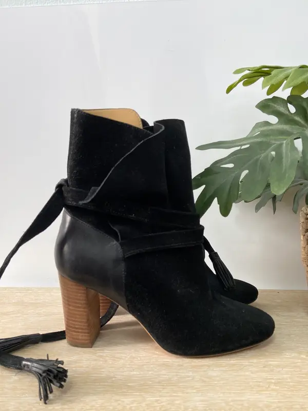 BA&SH.Botines negros piel T.36