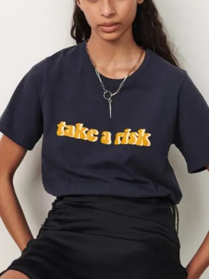 BA&SH. Camiseta azul ´take a risk´