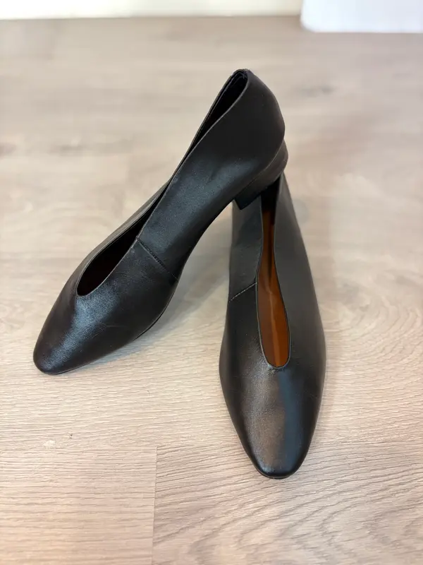 Bailarina negra efecto piel. T 41