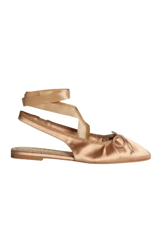 Bailarina Raso con Lazada