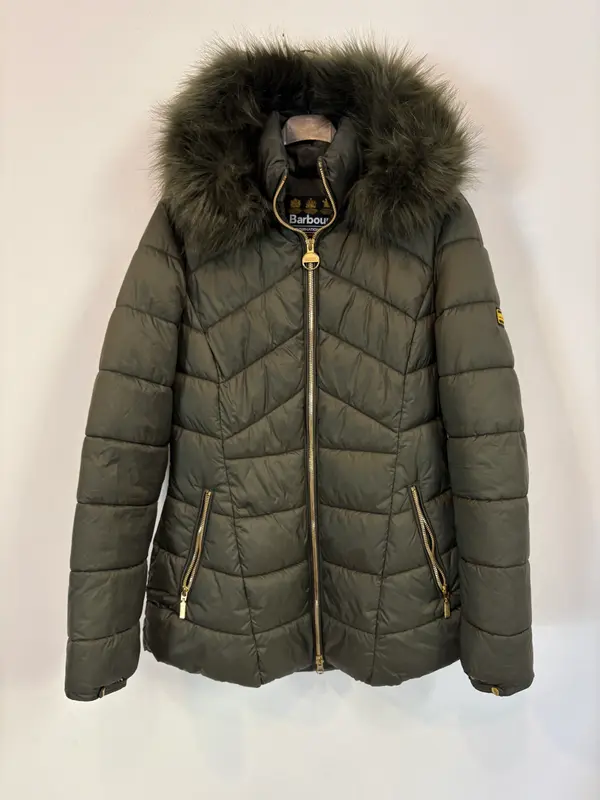 BARBOUR. Plumas verde capucha. T S