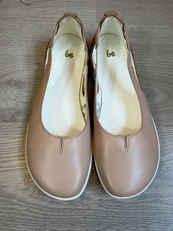BE LENKA. Bailarina piel barefoot