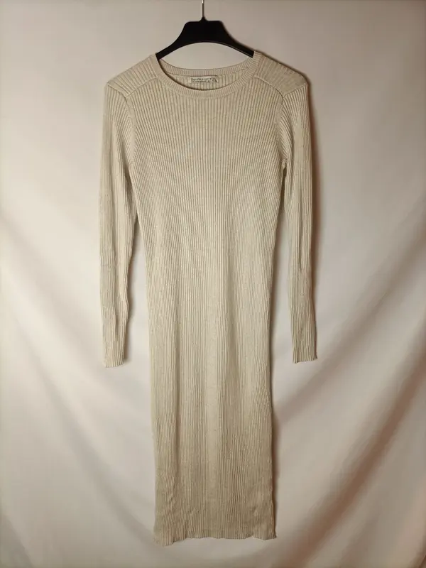 BERSHKA. Vestido beige canalé T.l