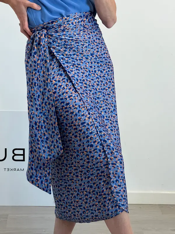 BIMANI. Falda/pareo animal print T.s