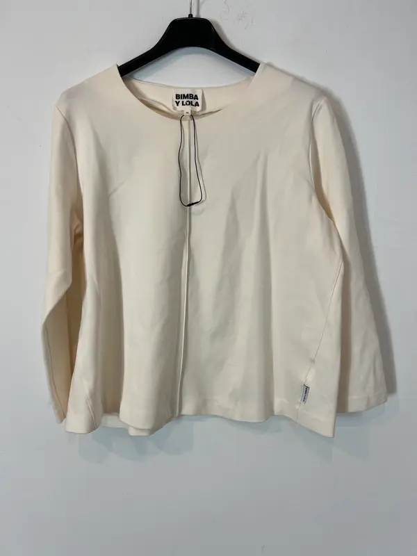 BIMBA Y LOLA. Camiseta beige amplia T.m