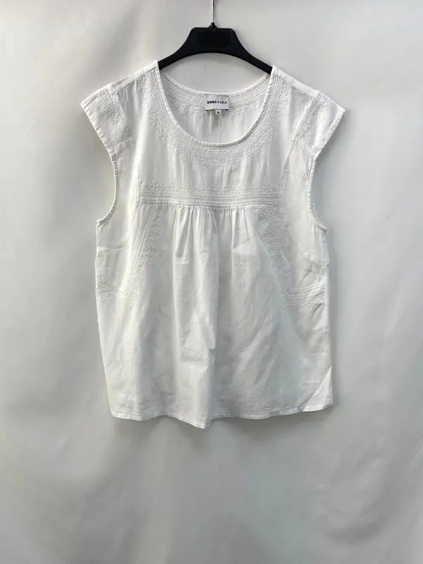 BIMBA Y LOLA. top blanco bordado T.M