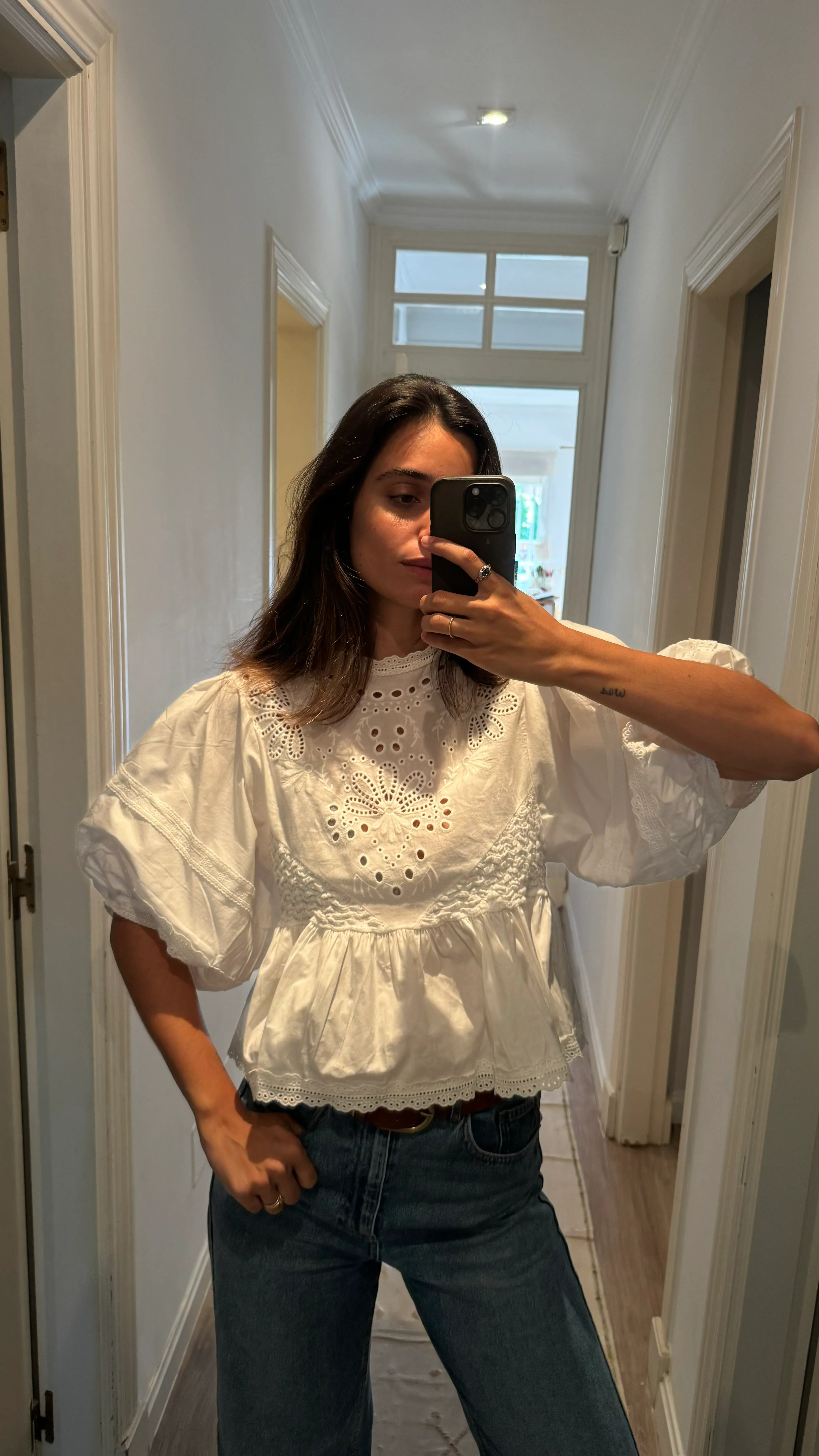 Blusa blanca troquelada flores Tu(s)