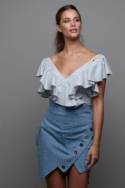 Blusa escote rayas azules Mangata