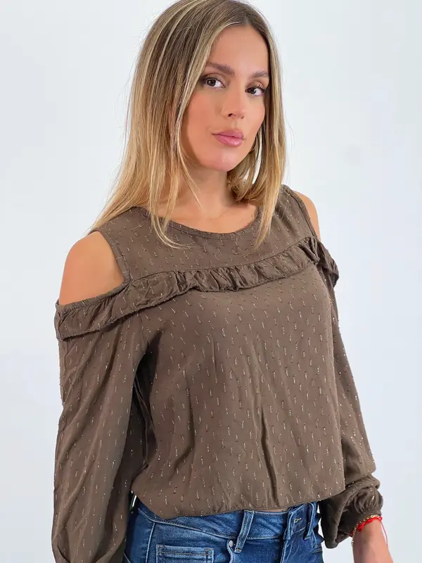 Blusa hombros cut out