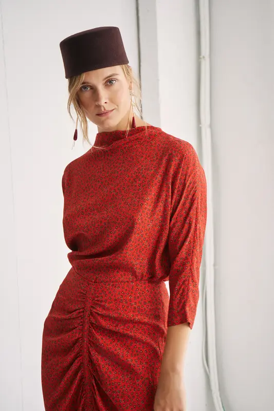 Blusa Laia Red flowers