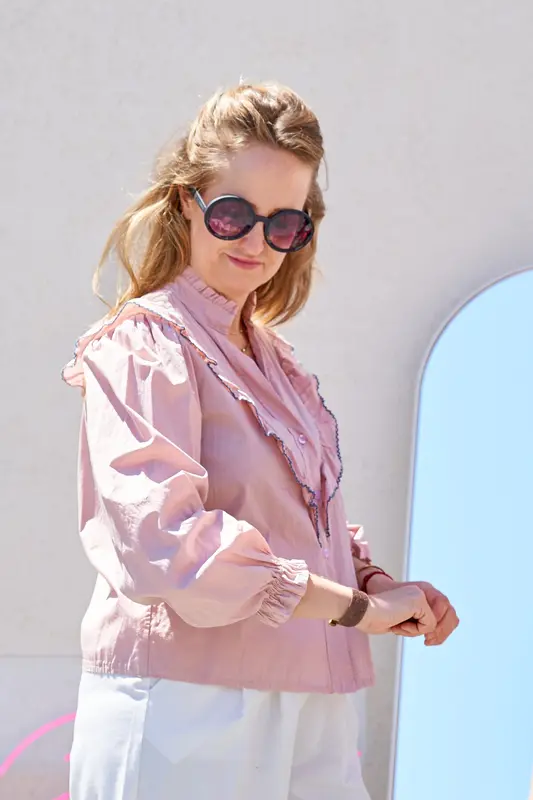 Blusa romántica con volantes