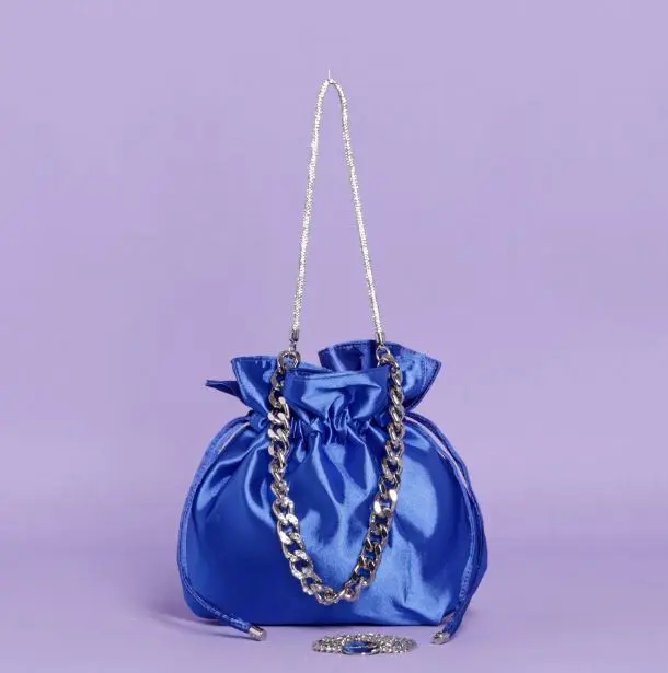 Bolso de mano azul con asa de strass Mimi-Mua