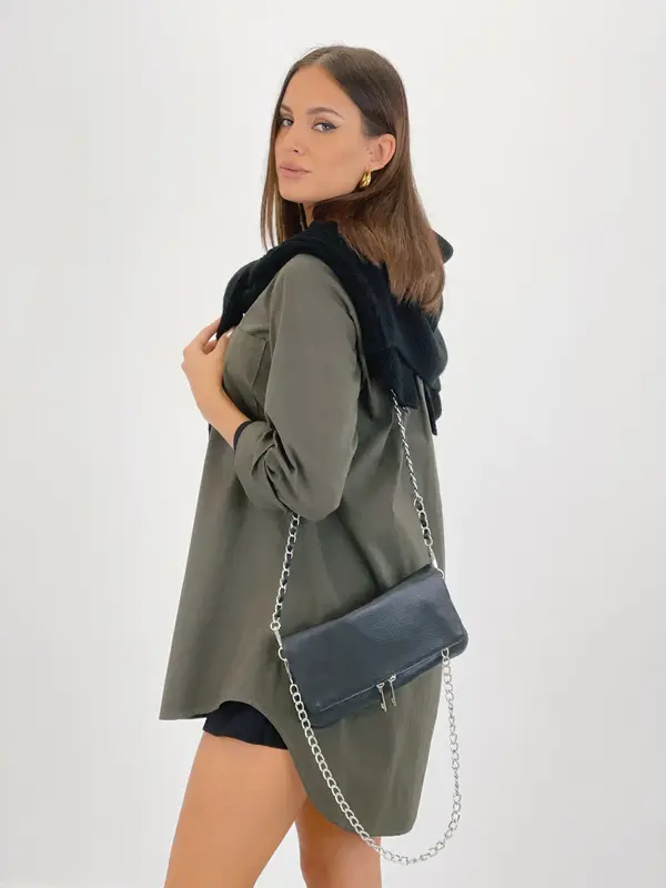Bolso piel cadenas