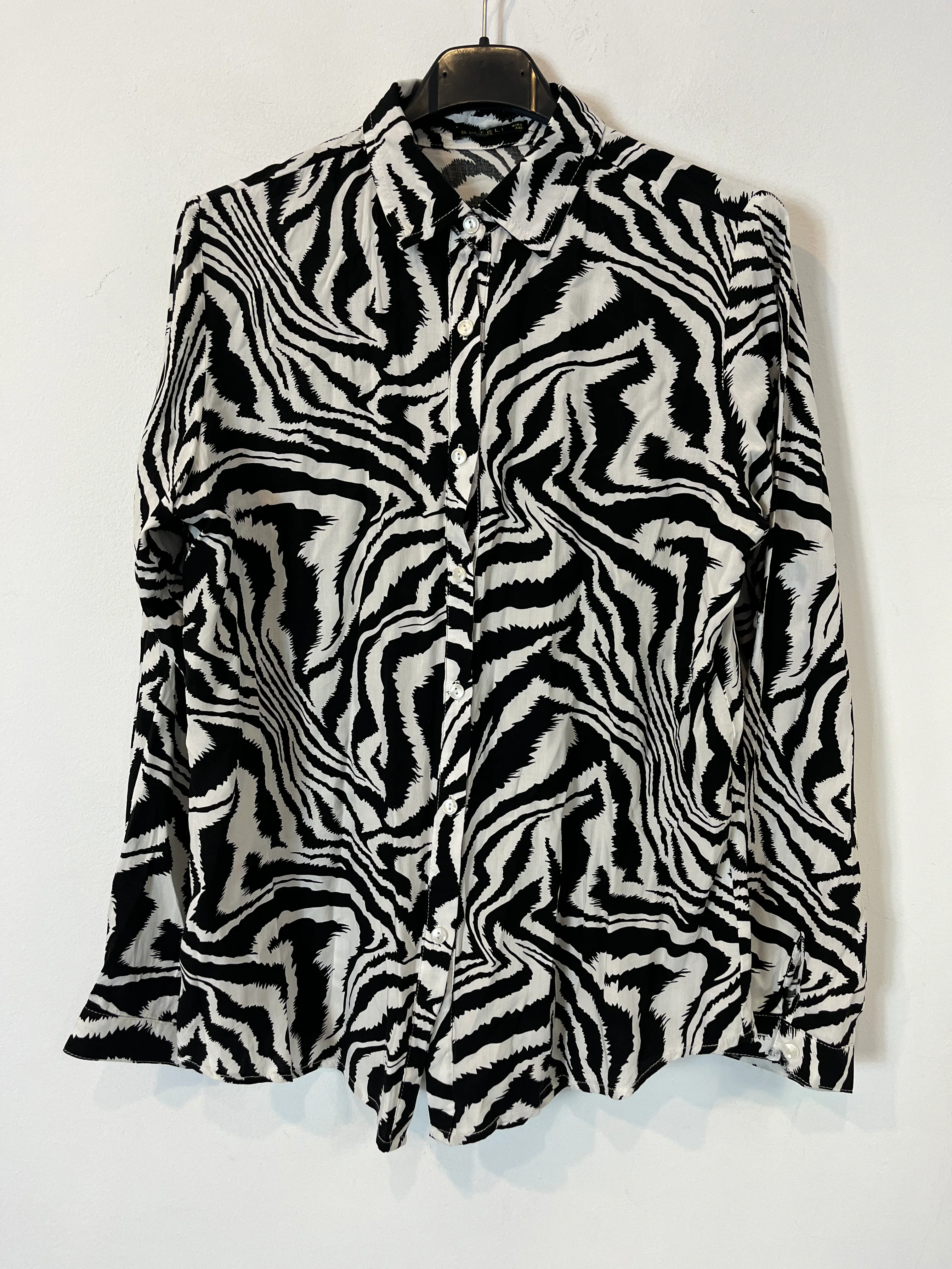 BOTELI. Blusa fluida bicolor. T 40