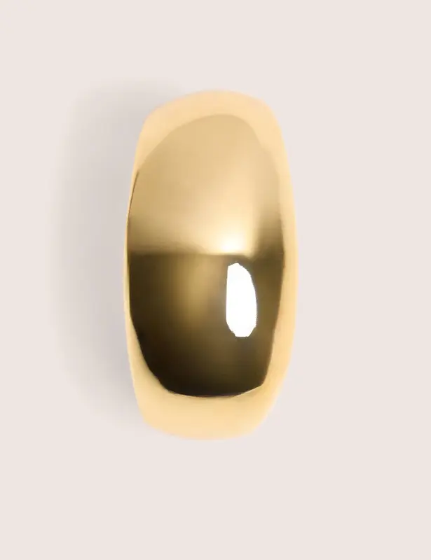 Brazalete de puño grueso en oro