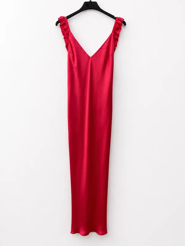 BY CLÉA.Vestido midi rosa satinado (36,38,40)