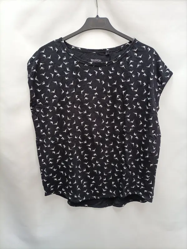 C&A. Camiseta pájaros  T.s