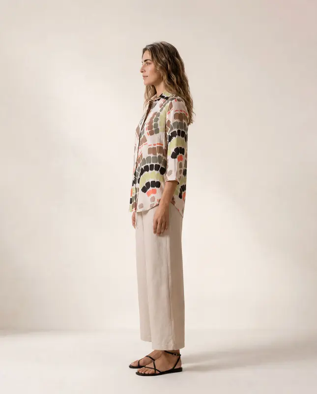 CAMISA BASICA ABANICOS
