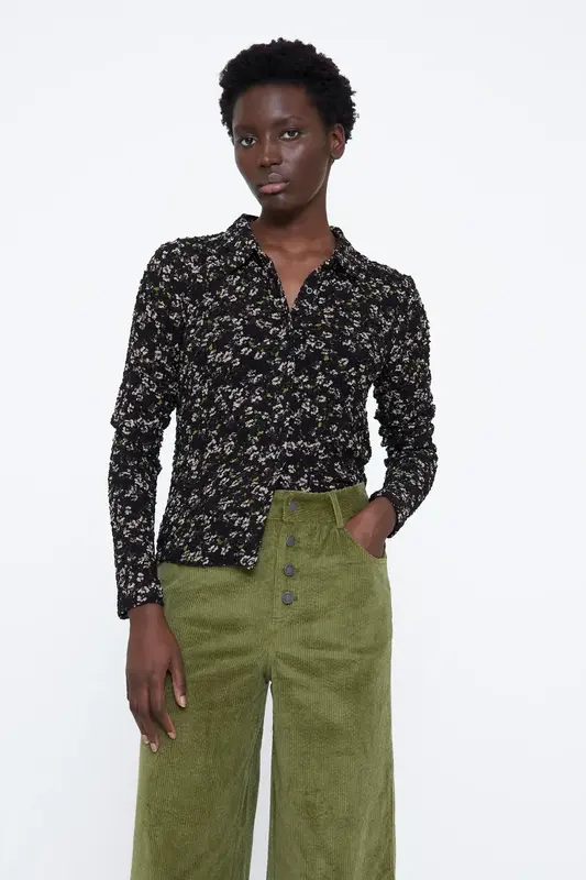 CAMISA ESTAMPADA DE FLORES