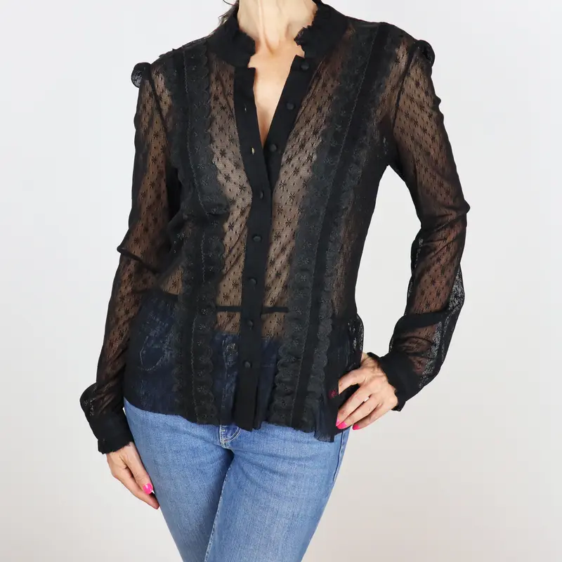 Camisa negra de encaje