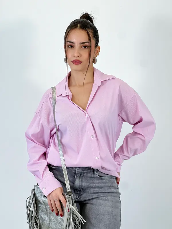 Camisa rayada nudo
