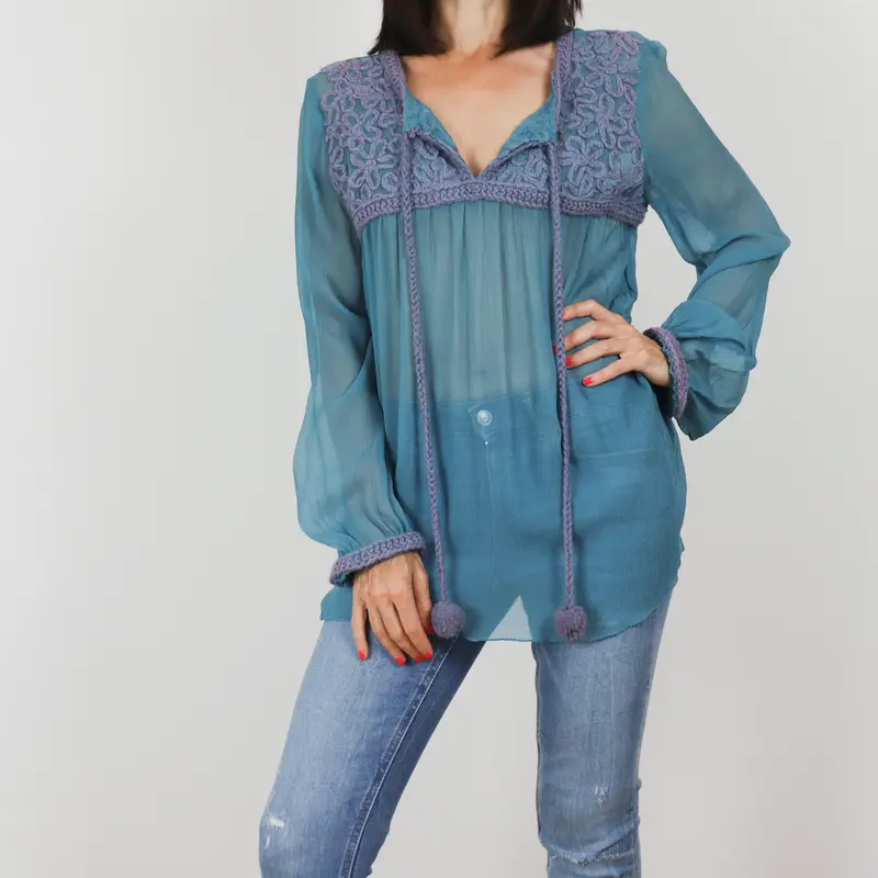 Camisa vaporosa verde