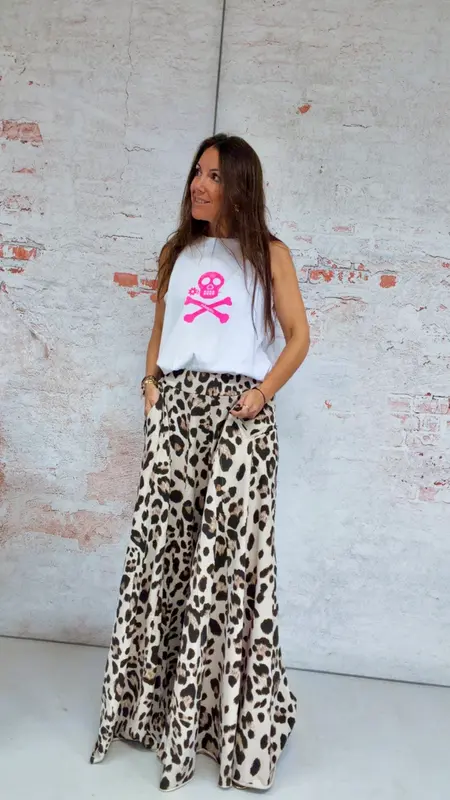 Camiseta “Dancer skull” white
