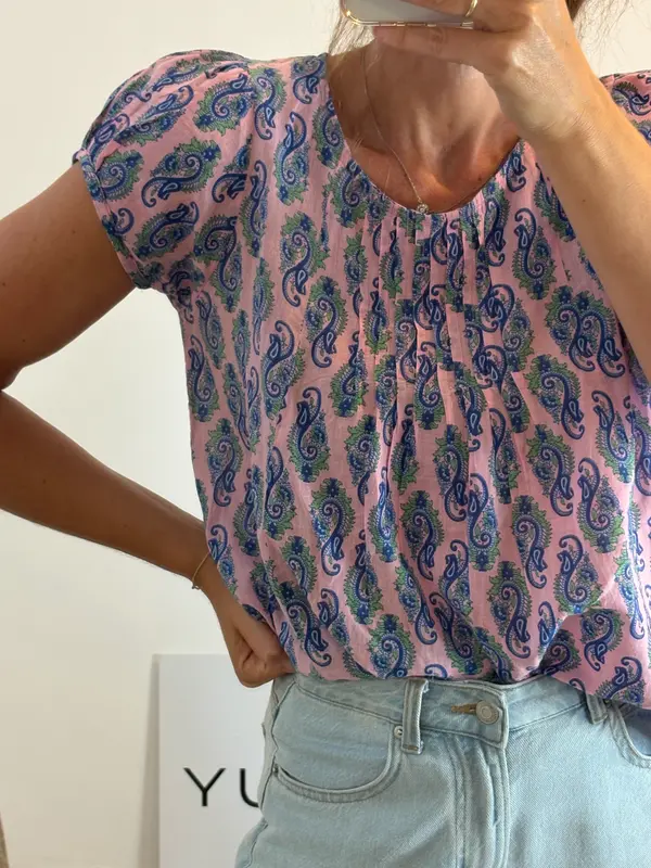CARDINA. Blusa rosa estampada T. M