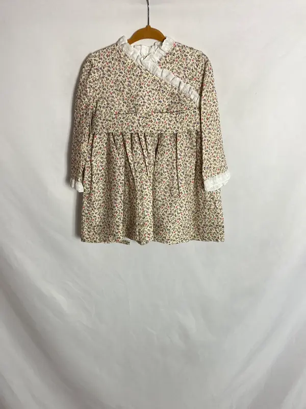 CARMENCITA. Vestido flores detalle bordado. T.2 años