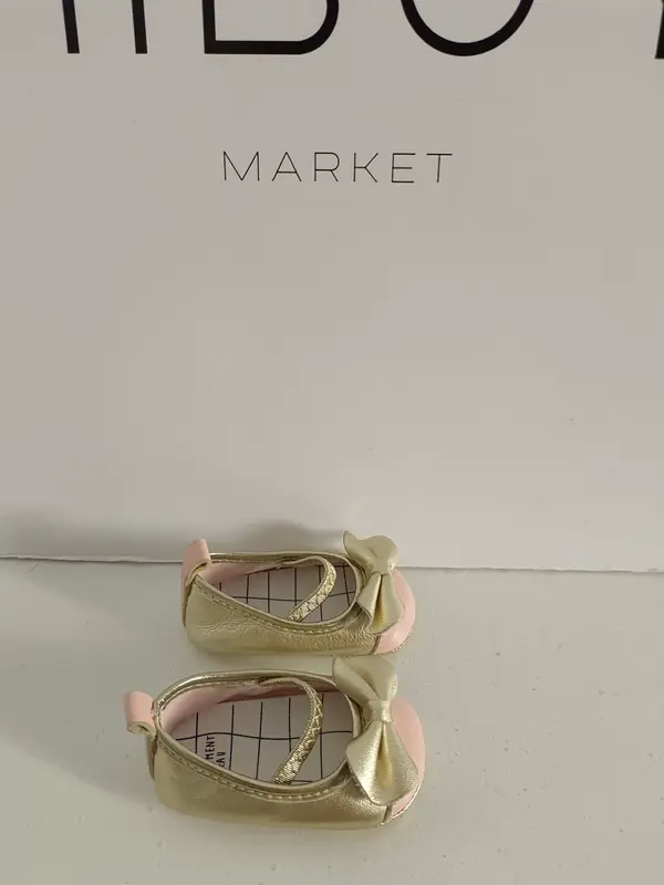 CARREMENT. bailarina dorada puntera T.15