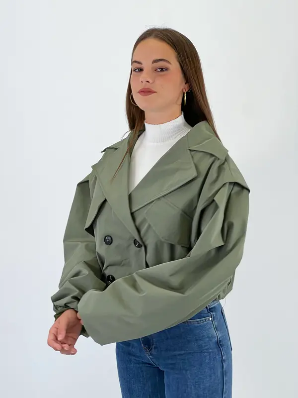 Cazadora cropped oversize