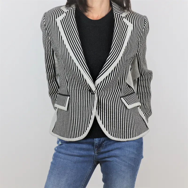 Chaqueta de rayas tipo Blazer