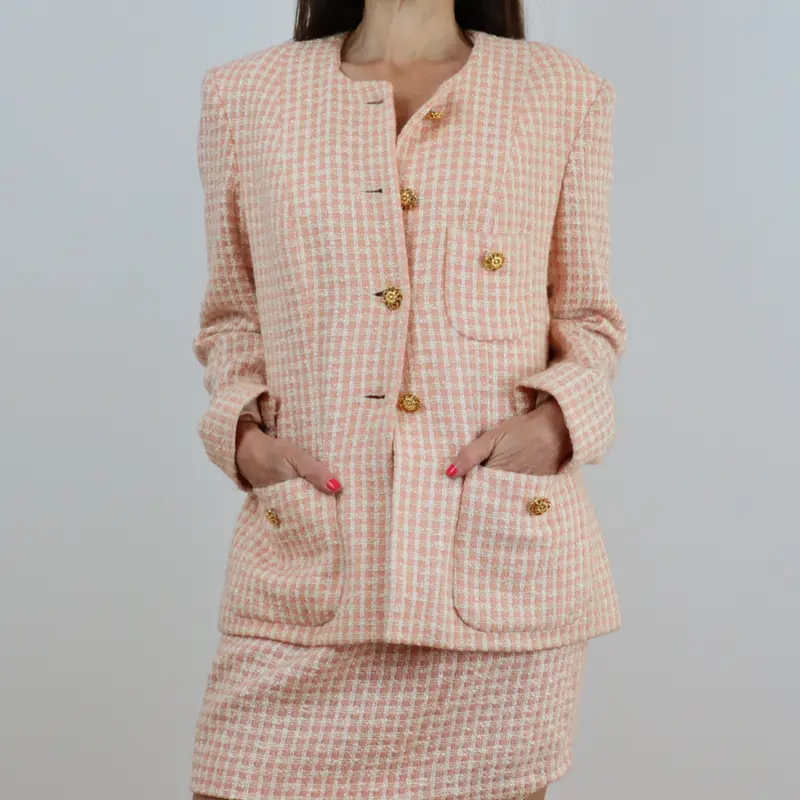 Chaqueta tweed rosa pastel