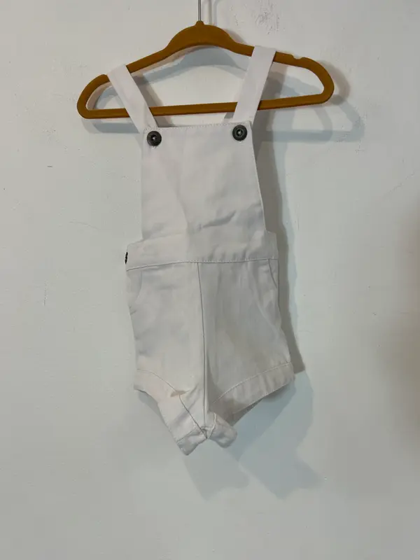 CLEMENTINE. Peto blanco. T 12 meses