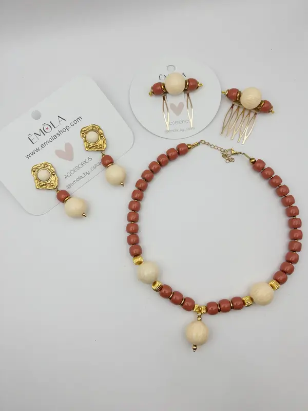 Collar Alma