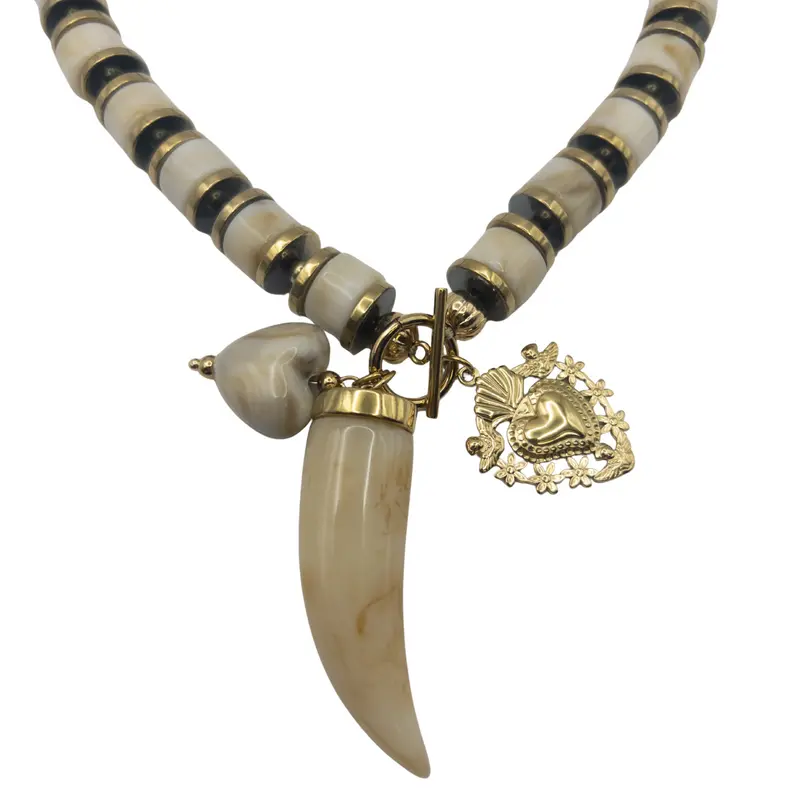 Collar beige cuerno acero inoxidable