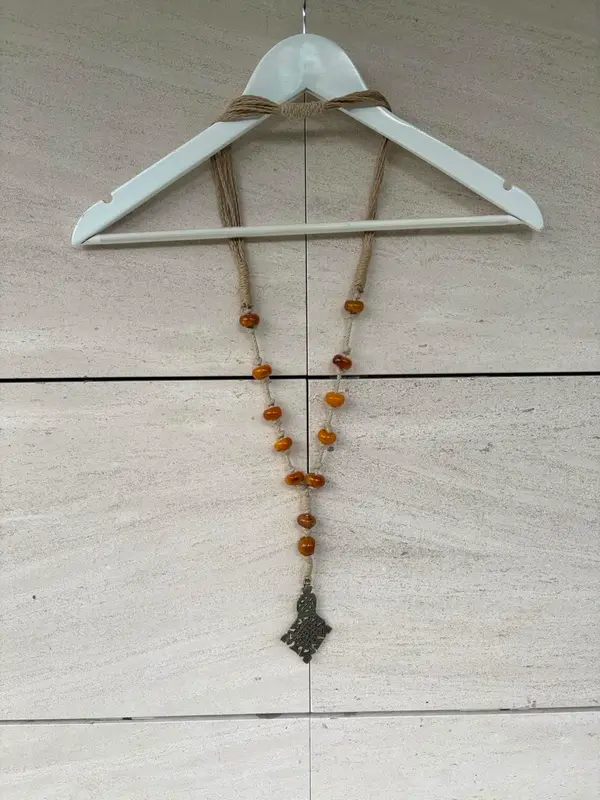 Collar cuerda y colgante